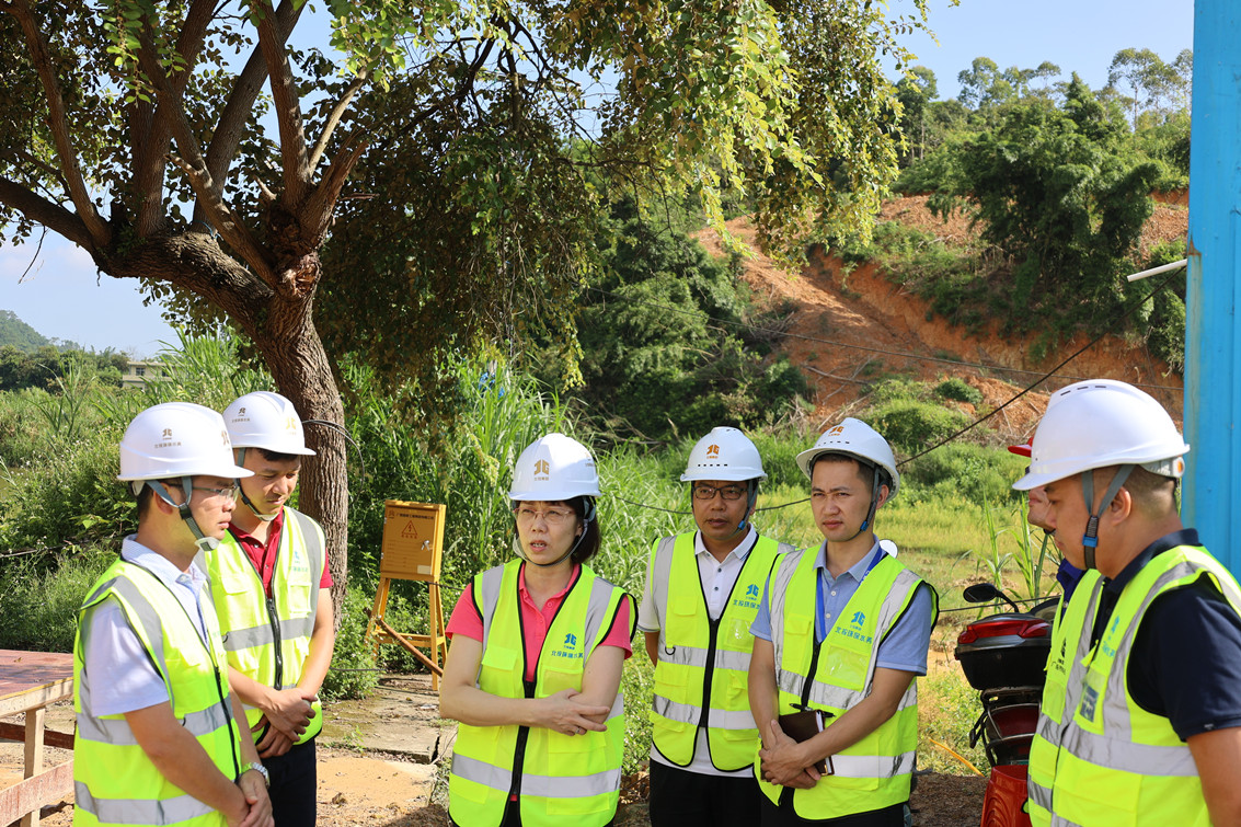 聽取工作匯報_副本 聽取工作匯報_副本