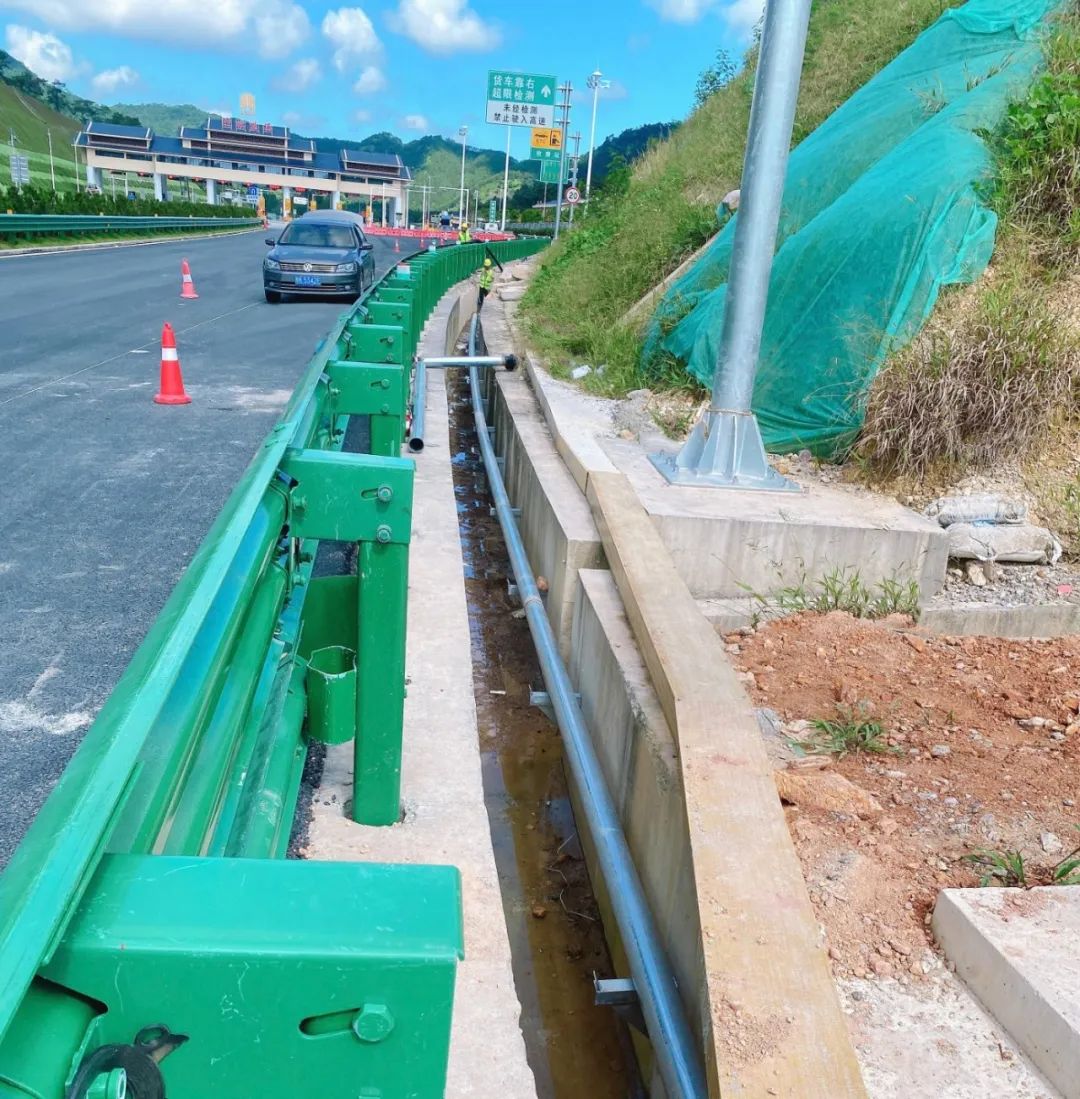 169770230875c155.jpg 169770230875c155.jpg