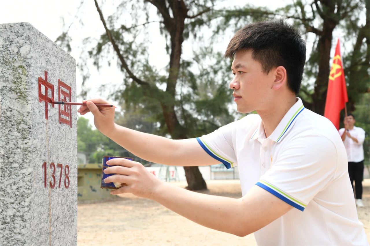 184613f08206c563c4e61d9282d65f37 184613f08206c563c4e61d9282d65f37